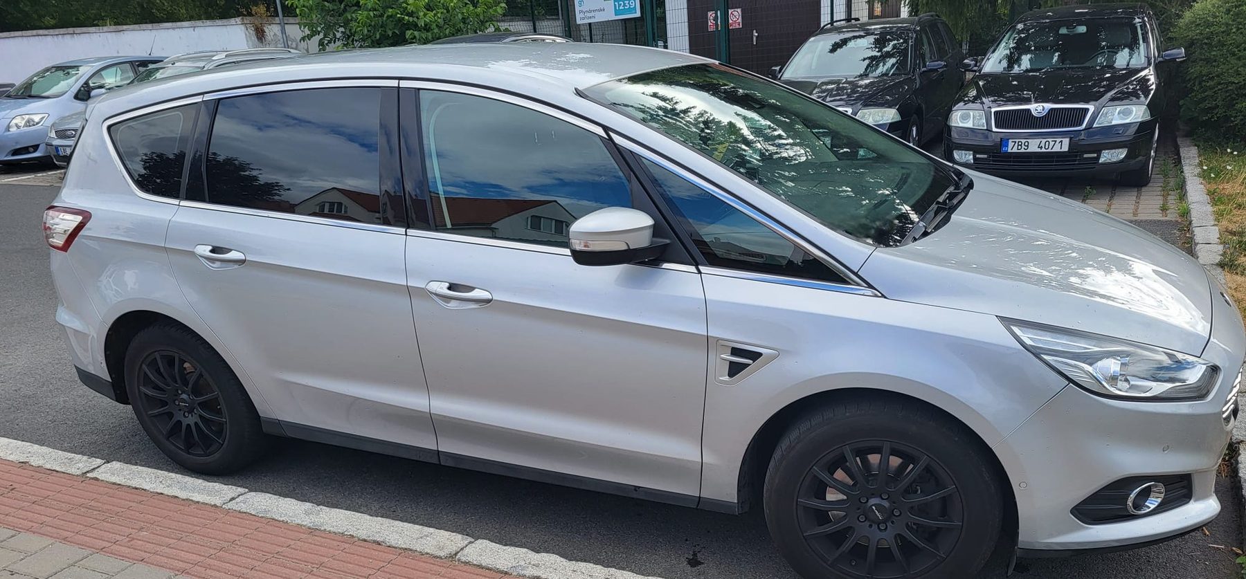 Ford S-Max